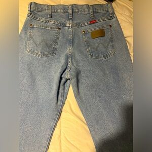 Wrangler woman’s cowboy cuts 9/32